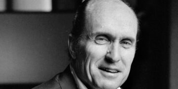Robert Duvall, Chameleonlike Actor of Film, Stage and TV, Dies at 95
