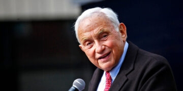 ‘Gang Stuff’ and ‘Illicit Trysts’: How Epstein Sought Leverage With the Wealthy