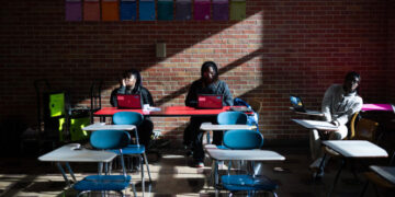 Ask a Journalist: Making a Compelling Argument