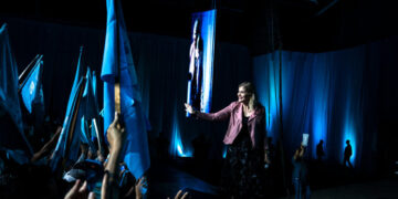 Right-Wing Populist Holds Commanding Lead Ahead of Costa Rica’s Election