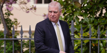 Starmer Urges Former Prince Andrew to Testify to Congress Over Epstein Ties