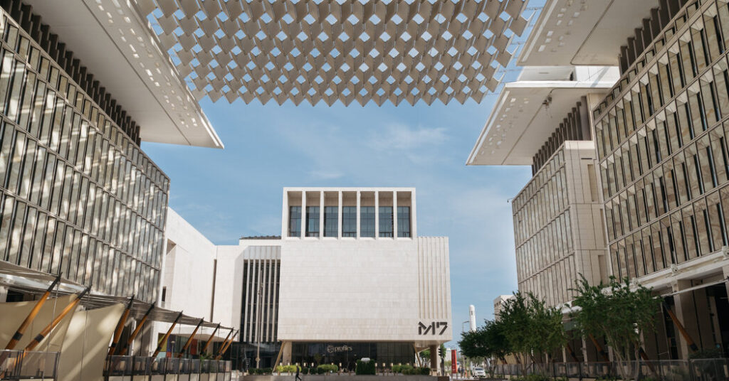 Slumping in the West, the Art Trade Eyes the Gulf