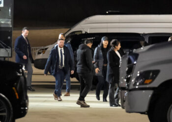 Trump Had Unusual Call With F.B.I. Agents After Election Center Search