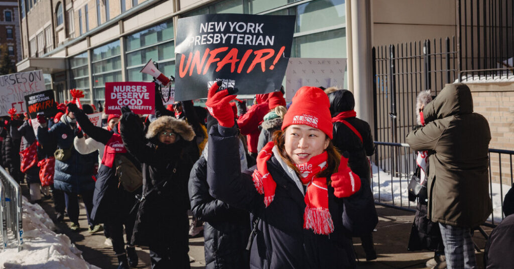 Pay, Staffing, Safety: The Divisive Issues in the Nurses’ Strike