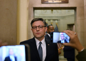 Deal to Reopen Government on Shaky Ground in the House