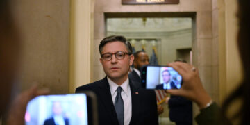 Deal to Reopen Government on Shaky Ground in the House