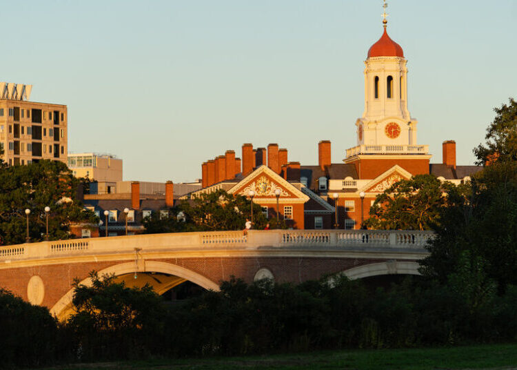 Trump, Changing Course, Throws Harvard Deal Talks Into Chaos