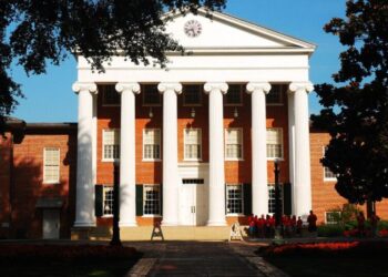 Colleges See Major Racial Shifts in Student Enrollment