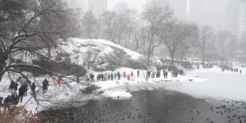 It Was 33 Degrees on Monday. That’s Still Cold.