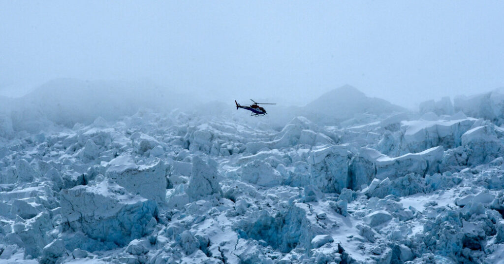 Nepal Arrests 6 Officials, Accusing Them of Fraudulent Everest Rescues