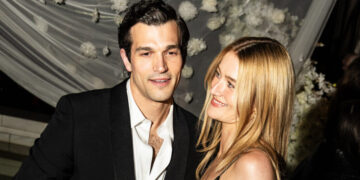 Carolyn Bessette Kennedy and John F. Kennedy Jr. Embraced at ‘Love Story’ Premiere