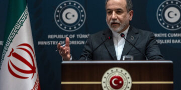 U.S. and Iran to Hold Talks in Oman on Friday