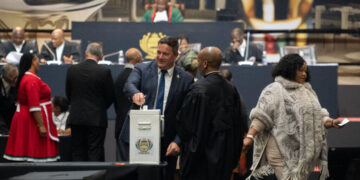 South African Party Leader Bows Out, Stirring Fears for Government’s Future