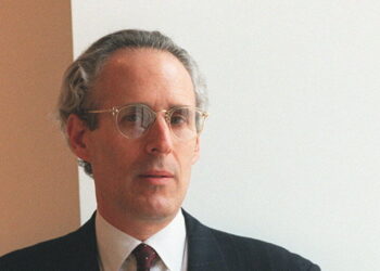 Former Whitney Chief Resigns From Art School After Epstein Email Release