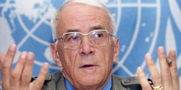 Philippe Morillon, General Who Made Fateful Protection Promise, Dies at 90