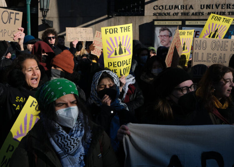 12 Columbia Professors and Students Are Arrested at Anti-ICE Protest