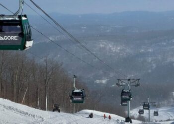 At Least 67 People Are Rescued From Stuck Gondolas at a New York Ski Resort