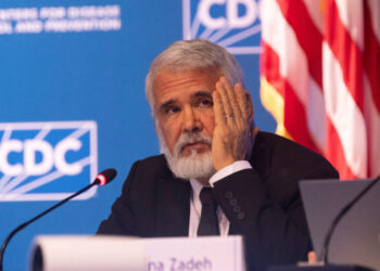 Federal Vaccine Advisers Take Aim at Covid Shots