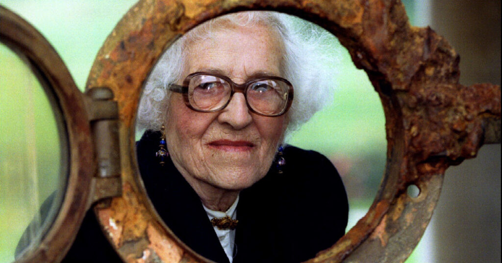Millvina Dean, Titanic’s Last Survivor, Dies at 97