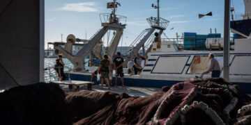 From Fishing Nets to Furniture: Turning Ocean Plastic Into Usable Products