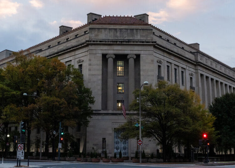 Demanding Support for Trump, Justice Dept. Struggles to Recruit Prosecutors