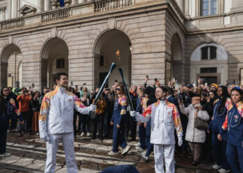 A Lightweight, Minimalist Torch Design Helps Kick Off the Winter Games