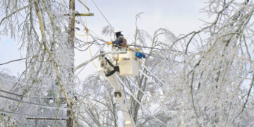 Thousands in Mississippi Remain Without Power Two Weeks After Winter Storm