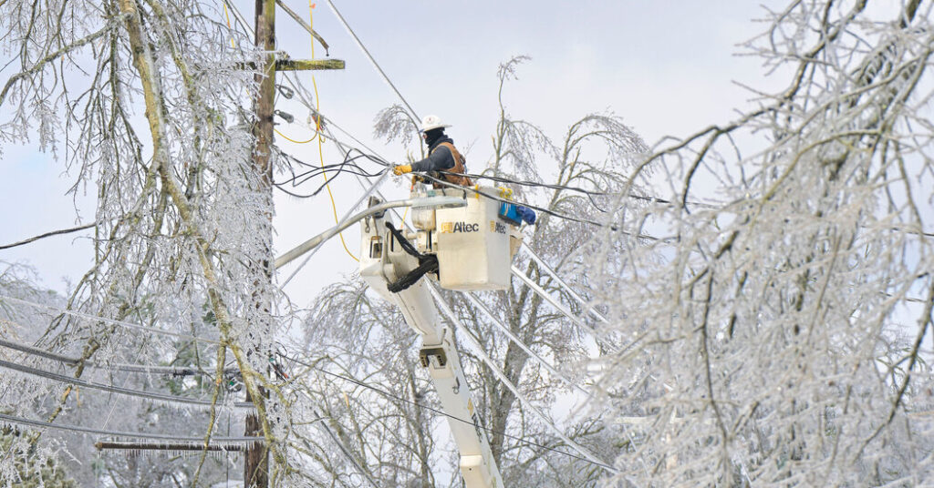 Thousands in Mississippi Remain Without Power Two Weeks After Winter Storm