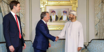 Trump Reverts to Diplomacy With Iran, but the Road Is Narrow