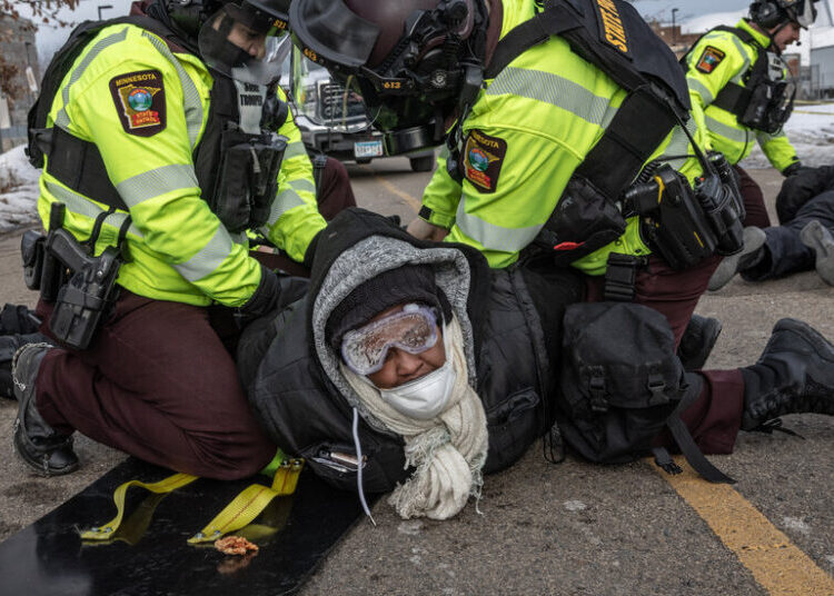 At Least 50 Arrested After Protests Escalate Outside Minnesota Federal Building