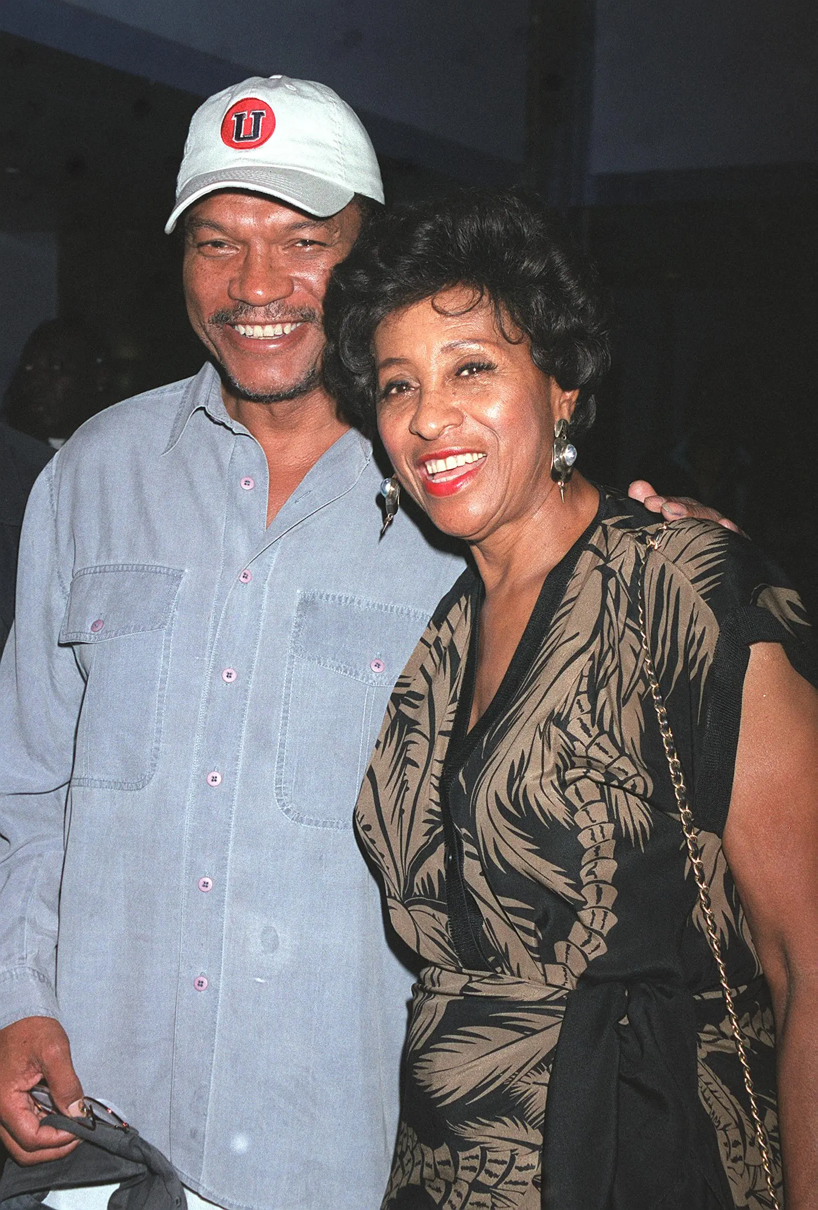 Billy Dee Williams with Marla Gibbs at the 2000 premiere of 