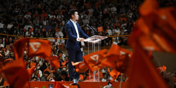 In Bid to Lead Thailand, a Progressive Party Softens Its Image