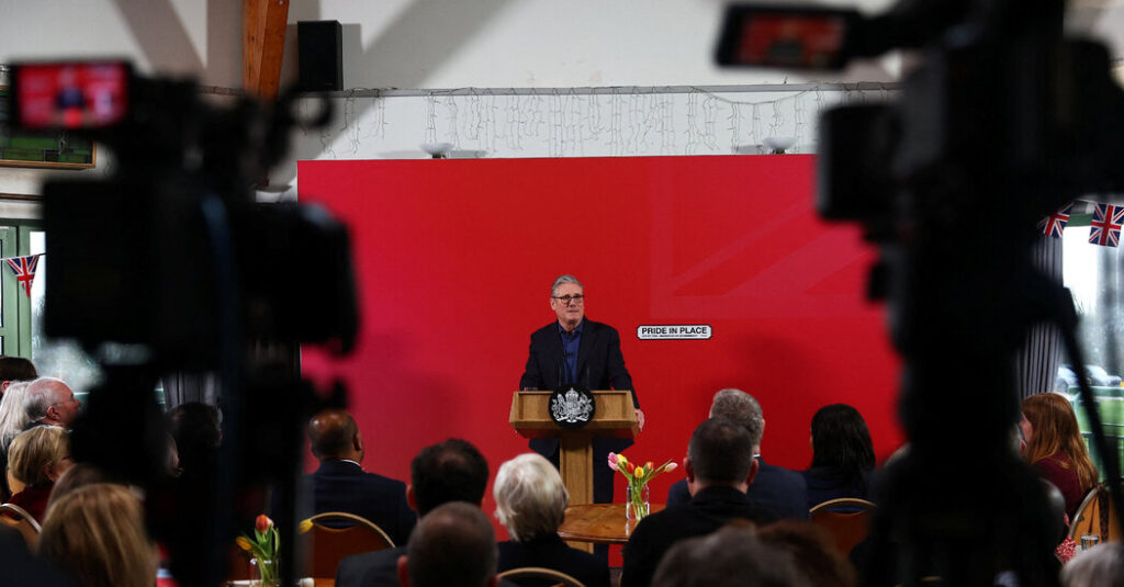 Starmer’s Communications Chief Quits, Adding to British Leader’s Woes