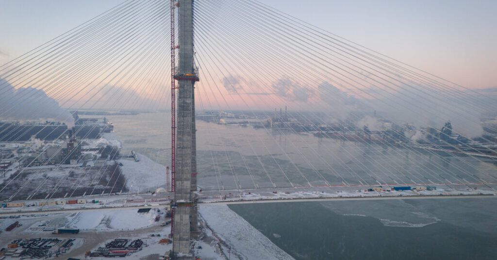 Trump Threatens to Block Opening of New Bridge to Canada