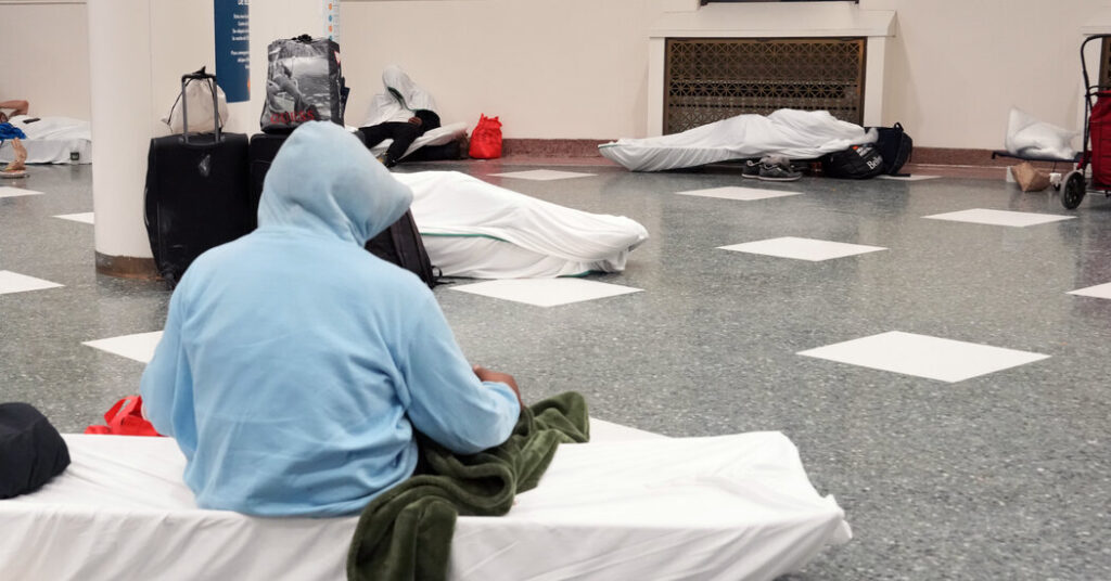 For Homeless New Yorkers, Here’s What a Warm Night Looks Like