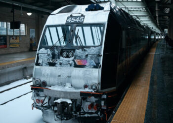 Downed Wire Disrupts Amtrak and NJ Transit Service Along Northeast Corridor