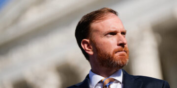 Climate Change Is Erased From a Manual for Federal Judges