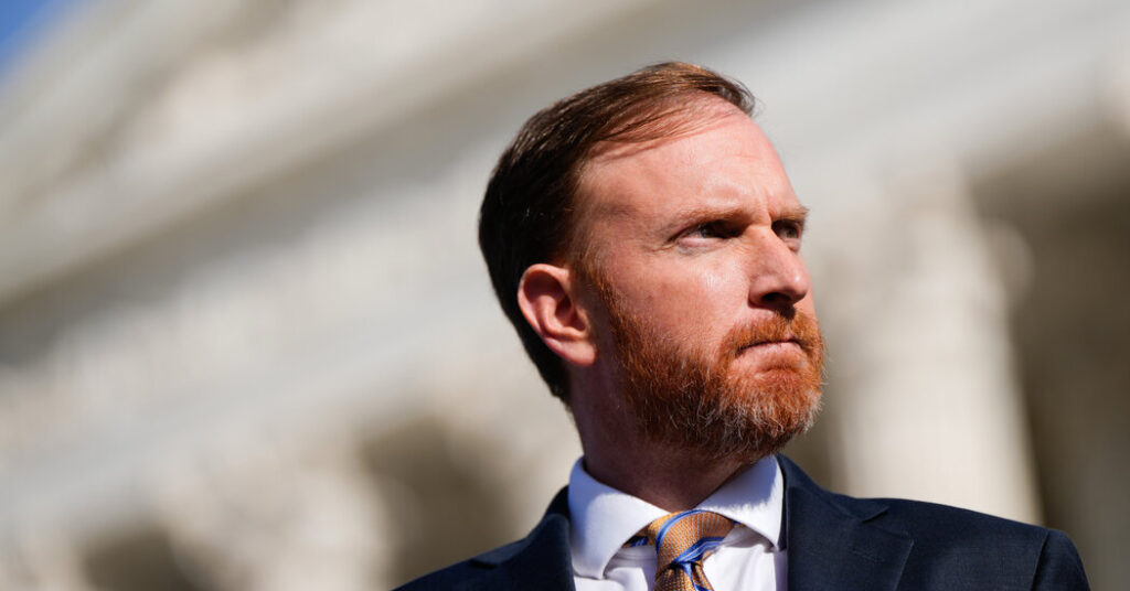 Climate Change Is Erased From a Manual for Federal Judges