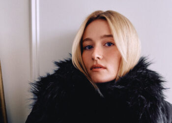 In ‘Love Story,’ Sarah Pidgeon Has Big Stilettos to Fill