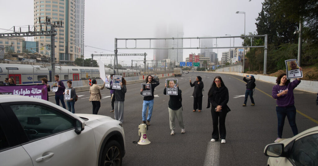 Israelis Protest Surge in Gun Crime Within Arab Community