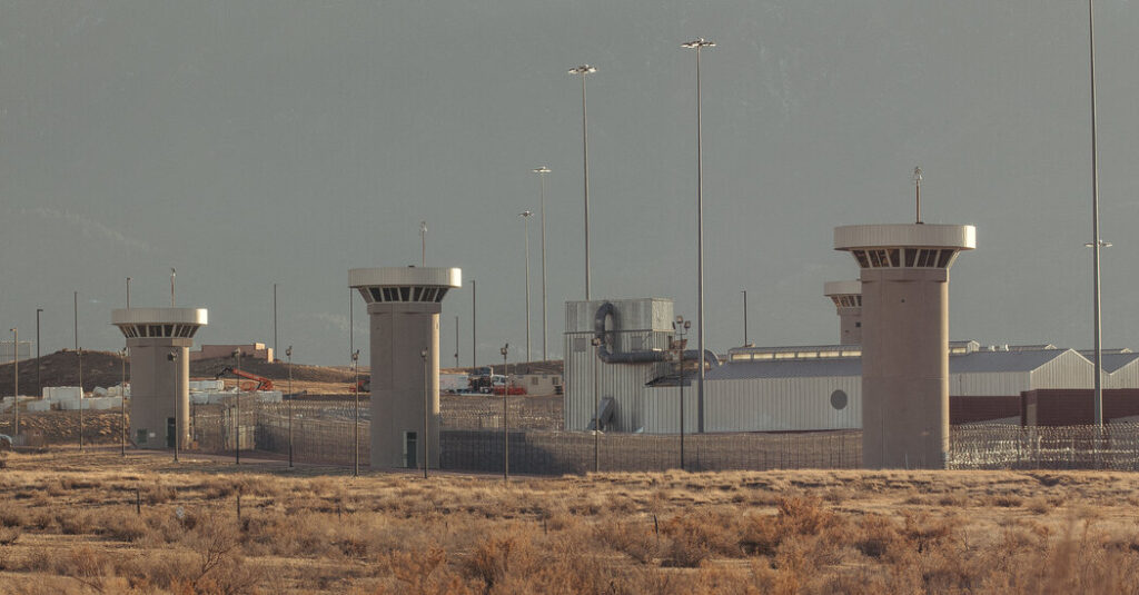 Judge Halts Transfer of Former Death Row Inmates to Federal ‘Supermax’ Facility