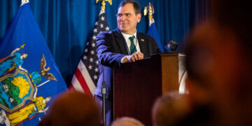 U.S. Attorney Chosen to Replace Trump Pick Is Quickly Fired by White House