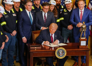 Trump Orders the Pentagon to Buy More Coal-Fired Electricity