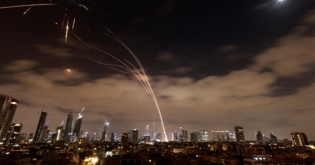 Iran’s Missile Program Tops Israel’s Concerns as Netanyahu Meets Trump