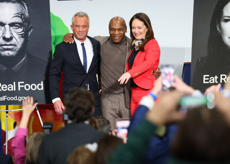 Eyeing the Midterms, Kennedy Pivots Toward Food and Away From Vaccines