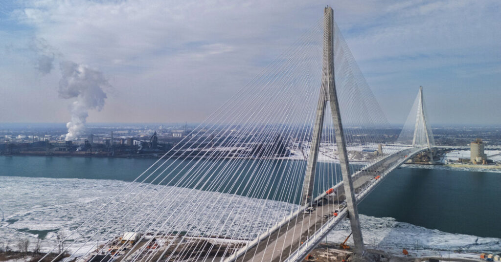 Bridge Owner Lobbied Administration Before Trump Blasted Competing Span to Canada