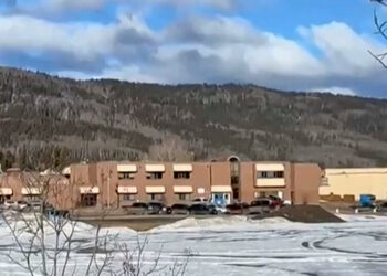 9 Killed and 25 Injured in Shootings at School and Home in Canada