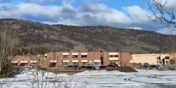 9 Killed and 25 Injured in Shootings at School and Home in Canada