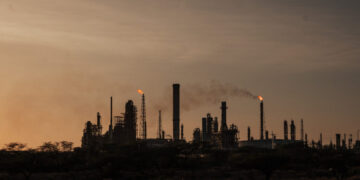 Top U.S. Energy Official Presses Venezuela to Do More to Spur Investment