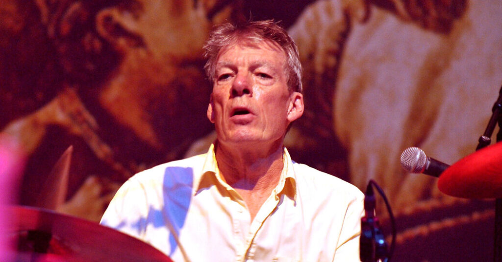Andrew Ranken, Whose Drumming Powered the Pogues, Dies at 72